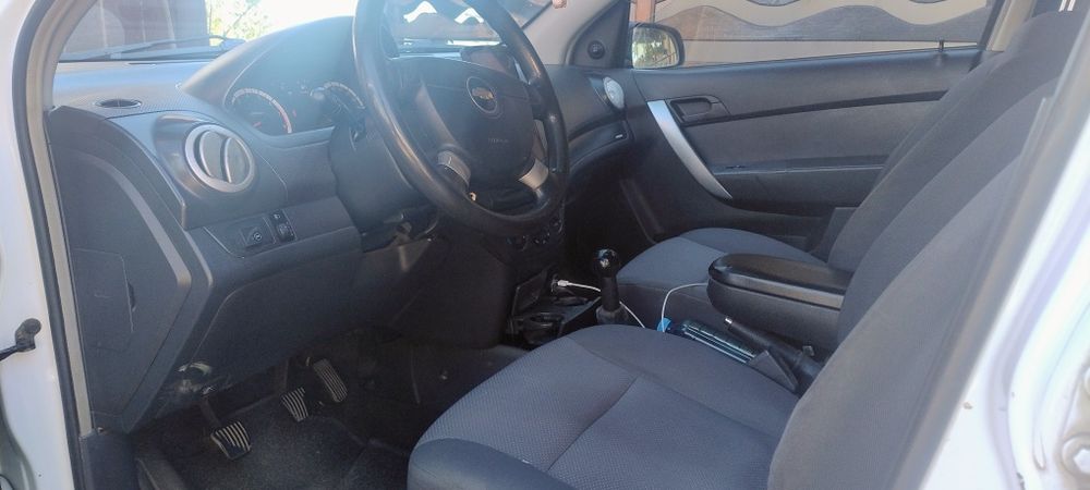 Chevrolet aveo 2011