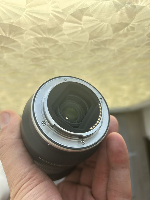 Vand Tamron 17-28 f2.8 DI lll RXD SONY ..CA NOU