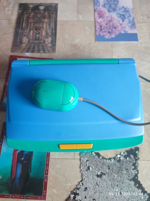 Notebook bilingual romana-engleza copii litere, matematica, puzzle,etc