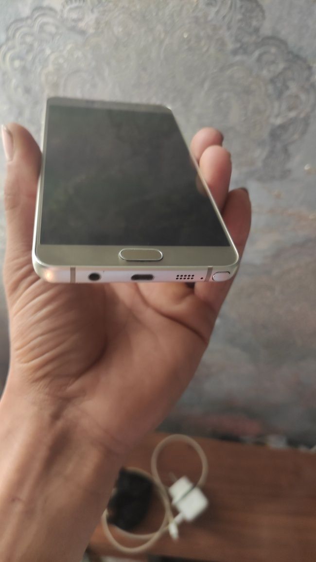 Samsung Not 5 gold 4/32 juda ideal tel 100$ kelishamiz kameras udar