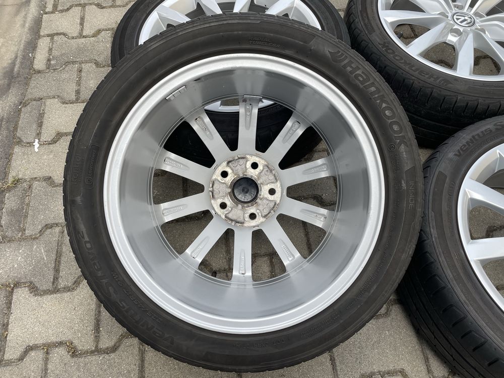 4 jante cu anvelope R17 originale VW Golf7/Skoda/Audi etc 5x112 ET49