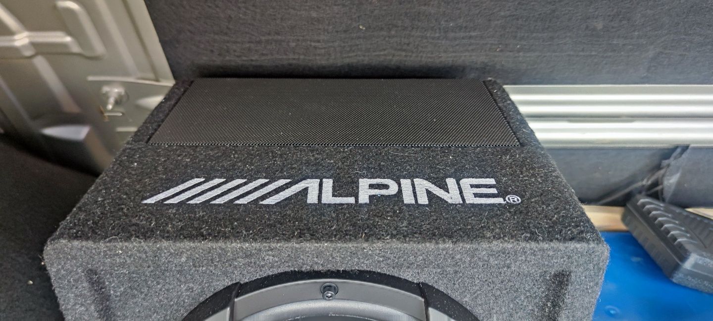 Subwoofer auto alpine