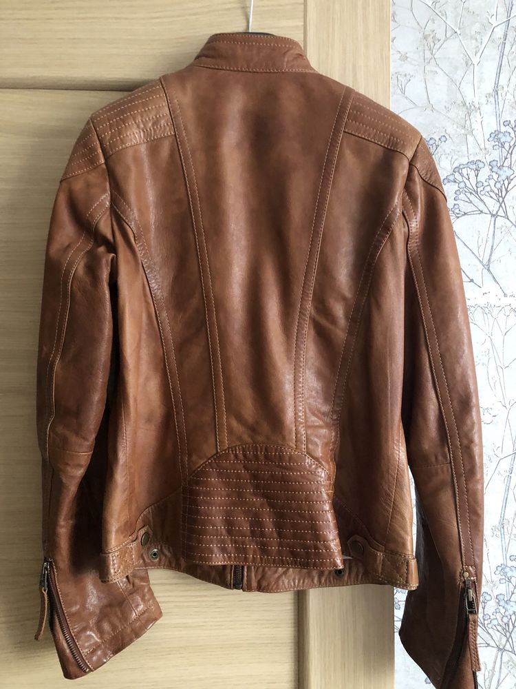 Женская Кожаная куртка, xs, 13000