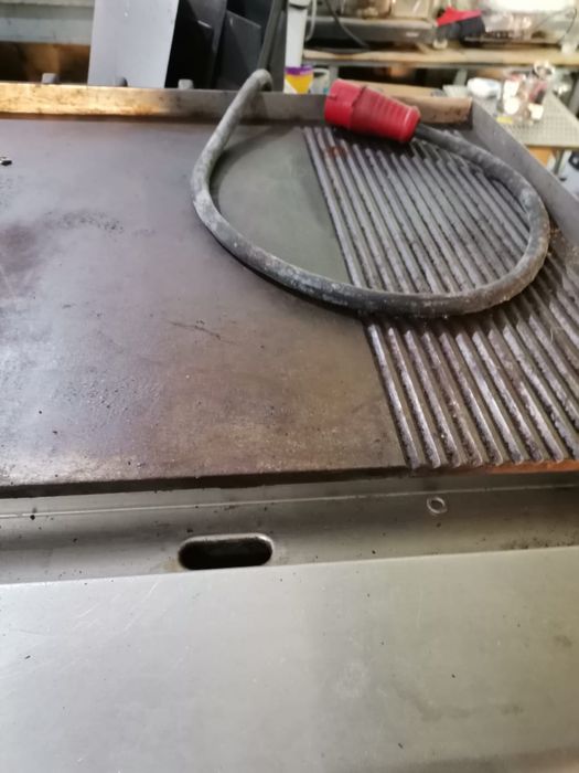 Професионална електрическа скара с шкаф трифазна