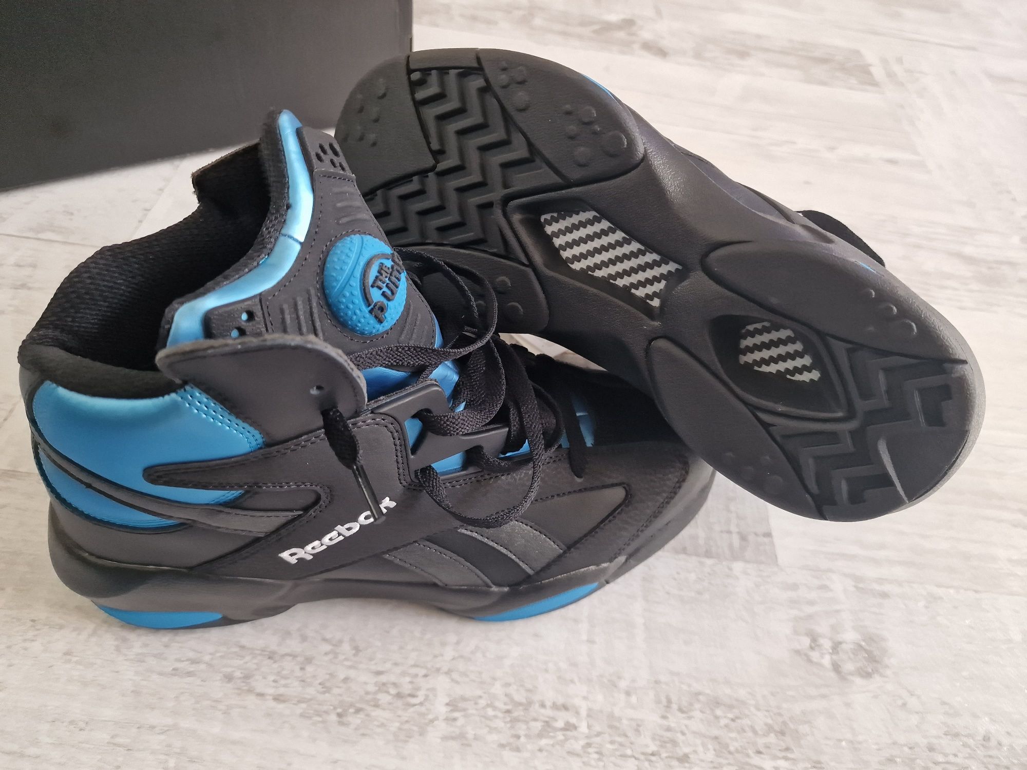 Ghete baschet - Reebok Shaq Attack - the pump