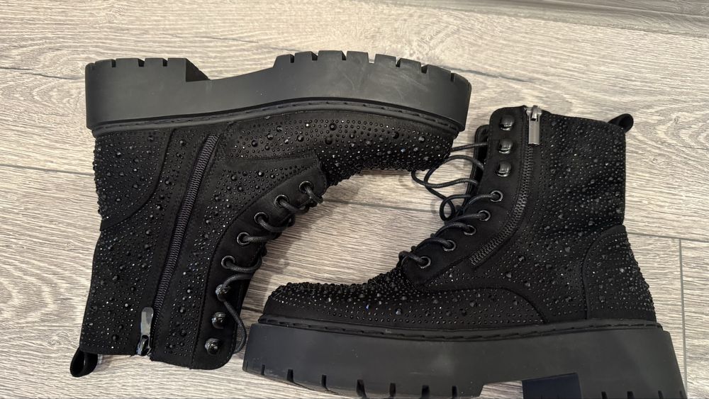 Нови зимни боти -номер 39