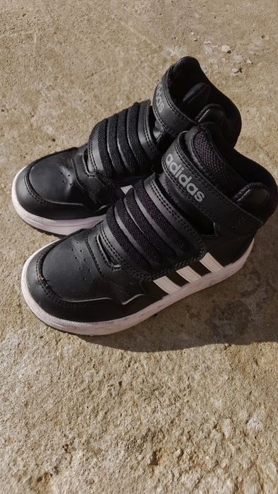 Маратонки Adidas