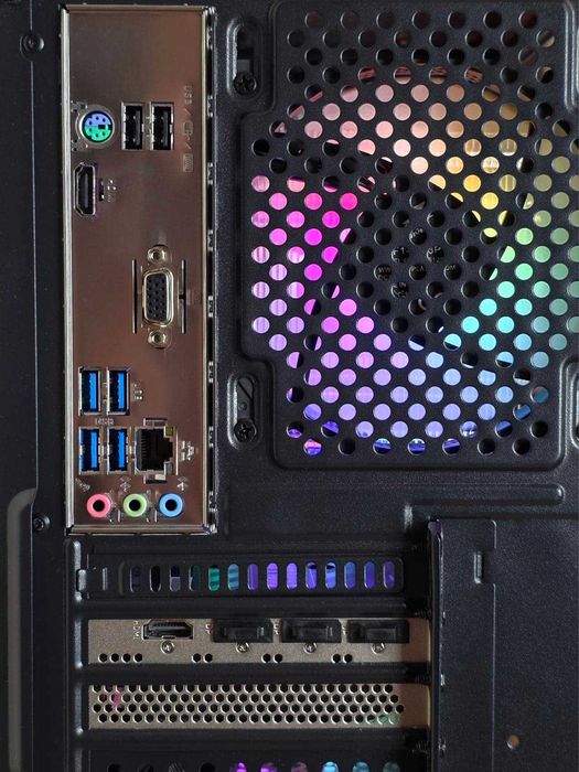 Нов | i3 14100F | ARC B570 10GB | 16 GB RAM | NVMe 512GB | Геймърски