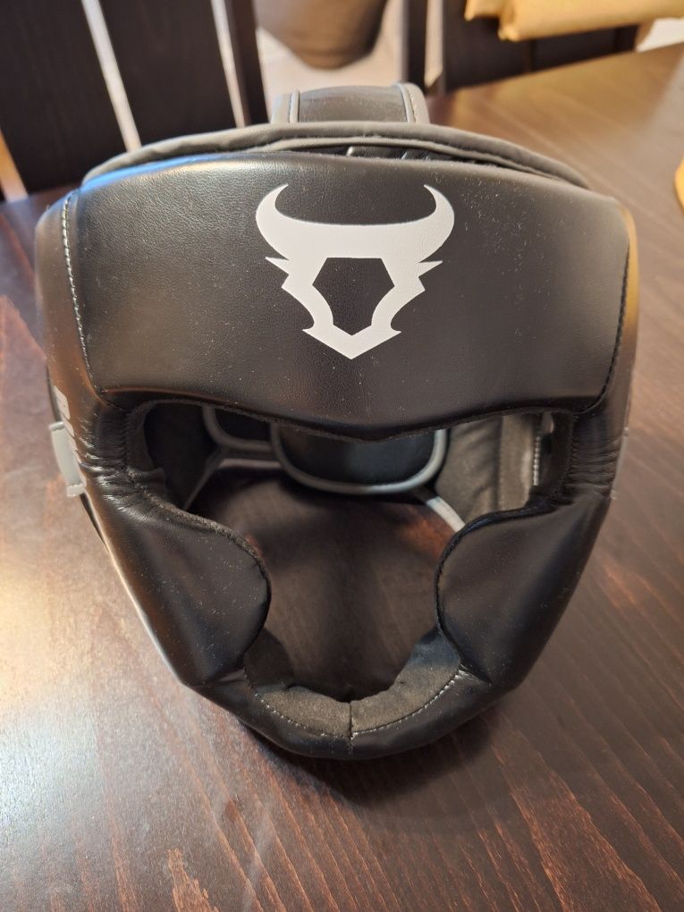 Протектор за глава / Каска - Ringhorns Charger Headgear - Black
