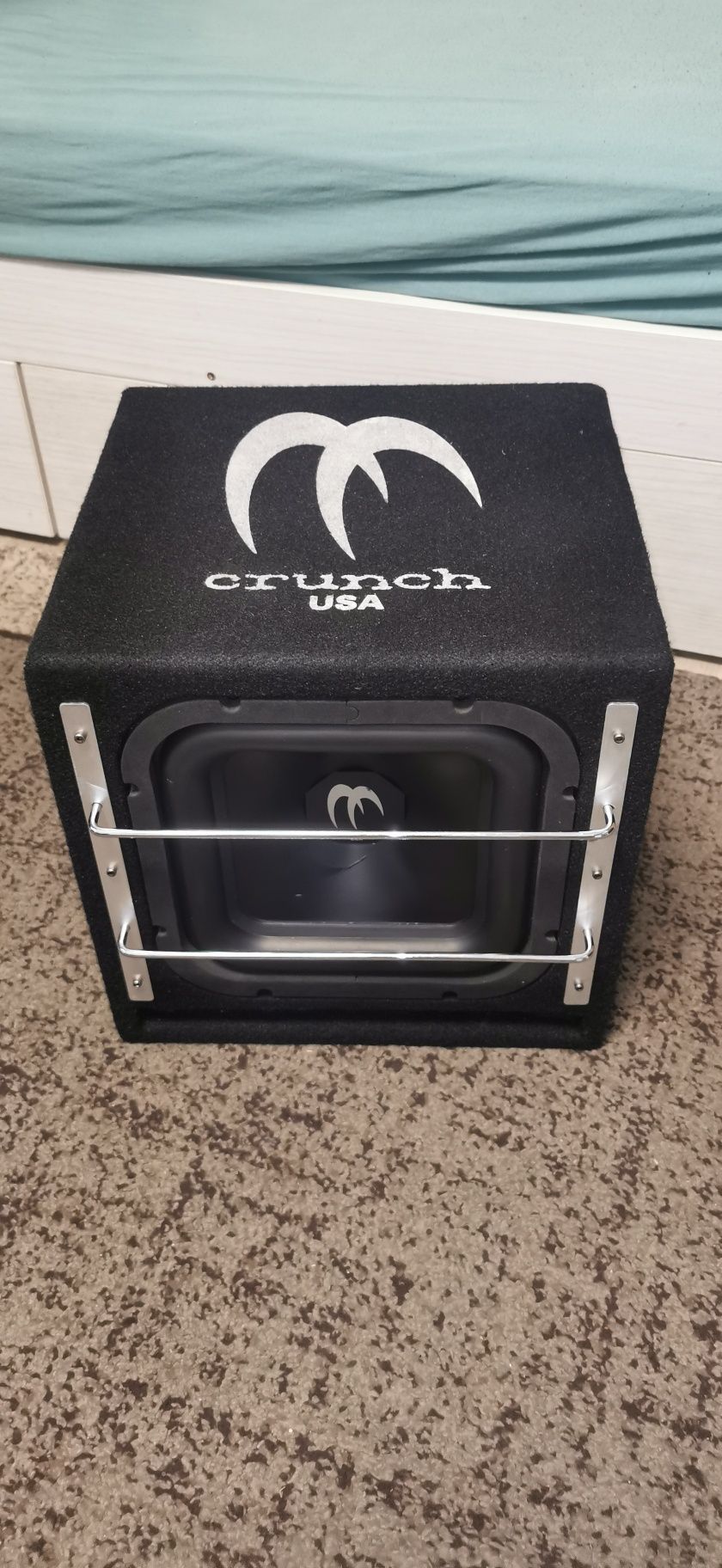 Subwoofere auto ALPINE 1000 watts & Crunch BlackMAXX 300 watts
