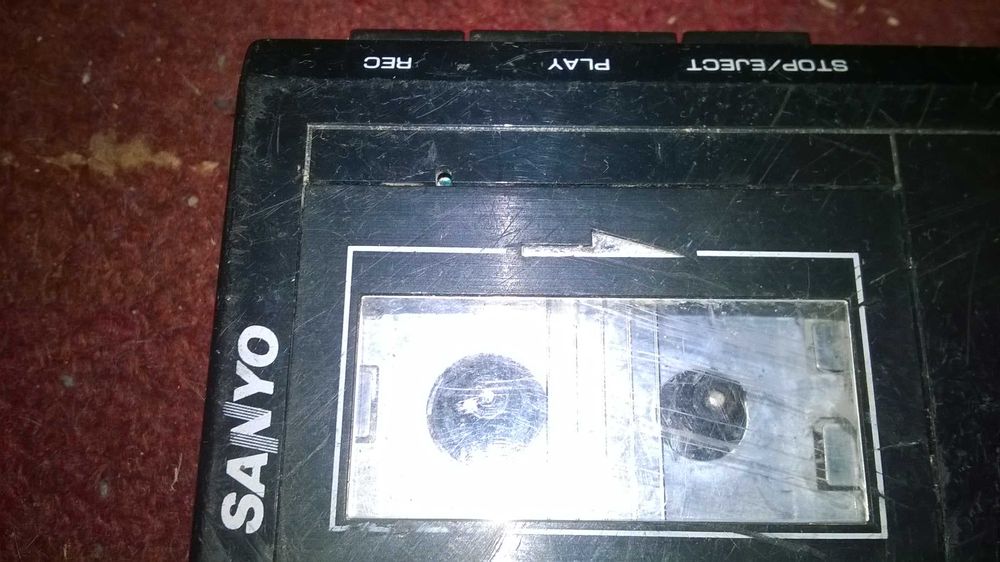 casetofon RCA si reportofon Sanyo