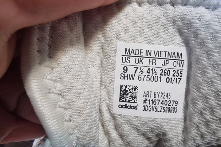 Adidas NMD R2 primeknit triple размер 41 1/3