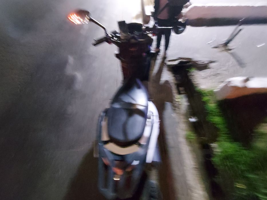 Motosikl sotiladi kel8shamiz