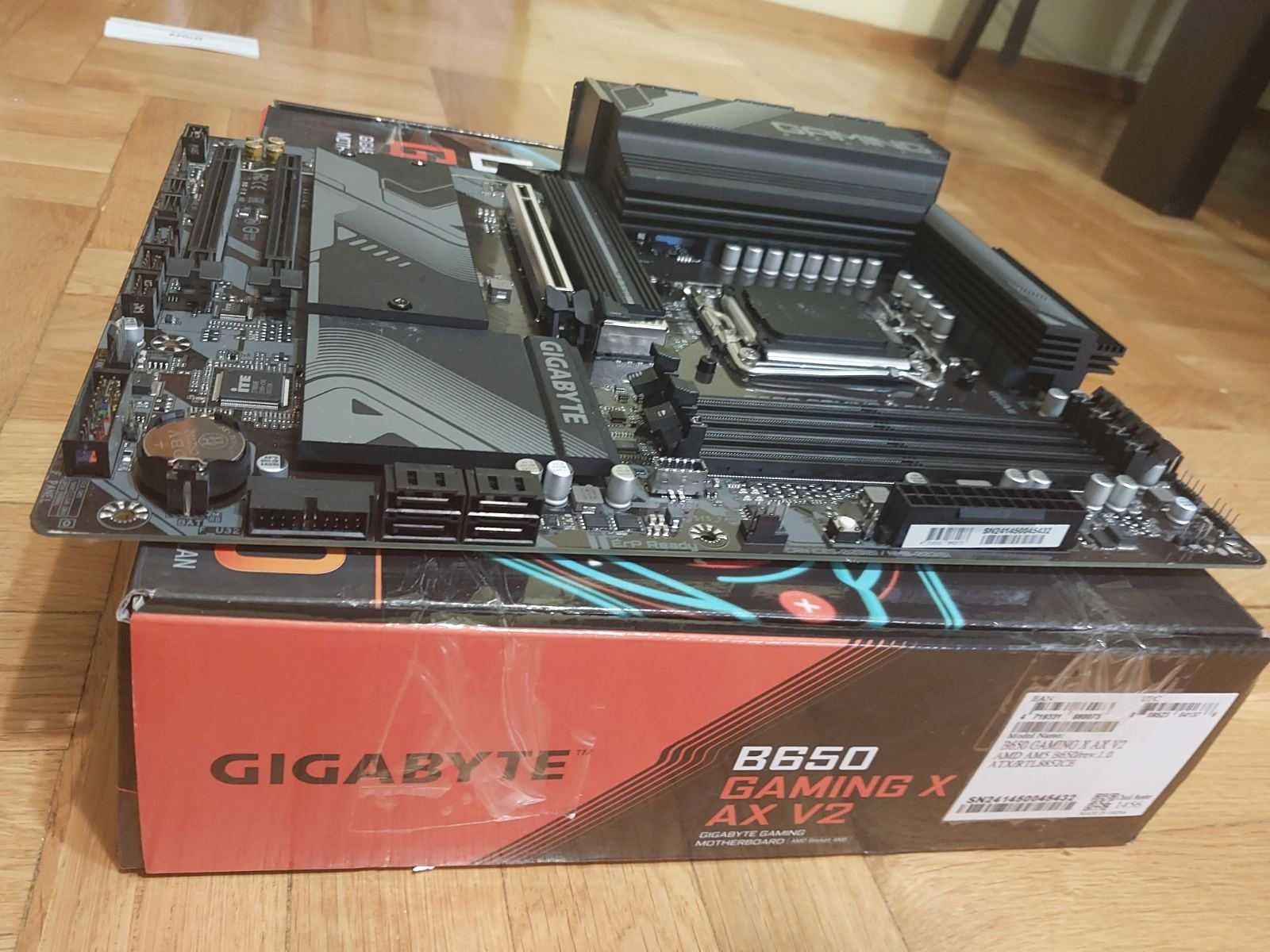 AMD Ryzen 9 7950X3D + Gigabyte B650 Gaming X AX V2 Wi-Fi