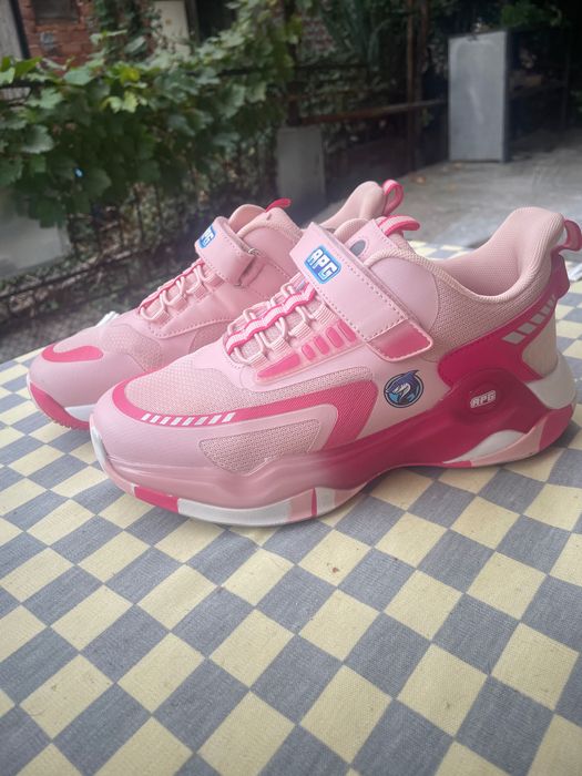 Маратонки като нови - Анди студио