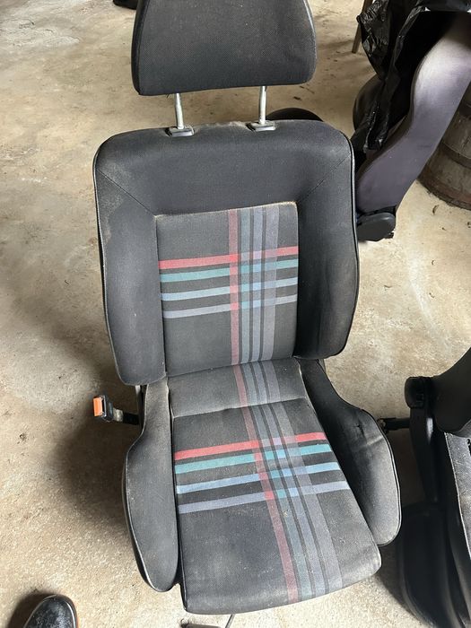 Recaro салон за Голф 3