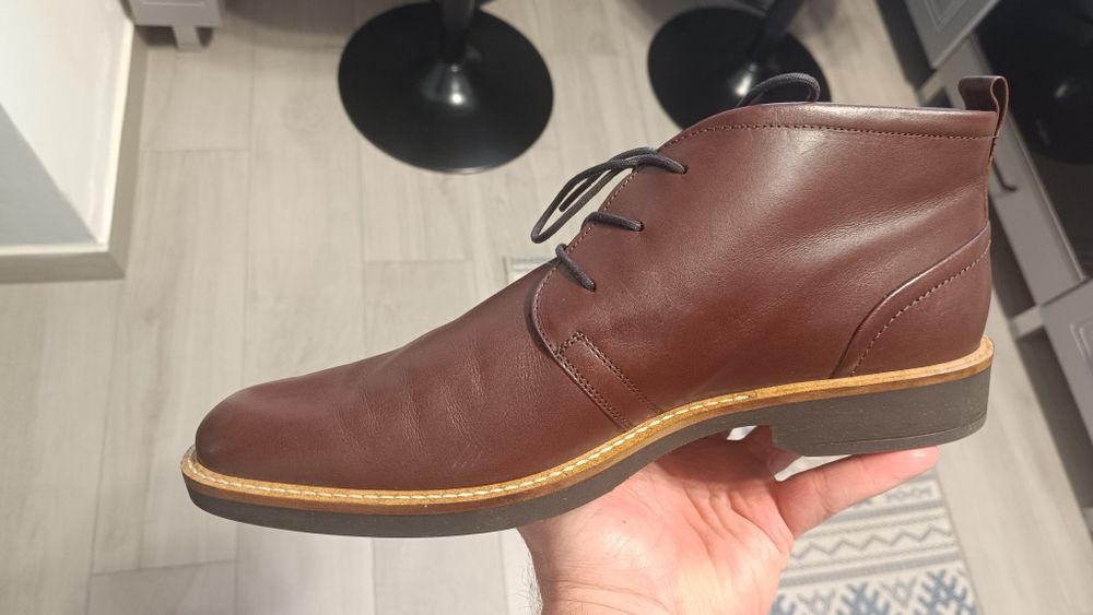 Ghete ECCO piele noi 44 preț 185 ron