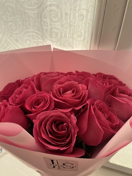 Цветы свежие 15 роз