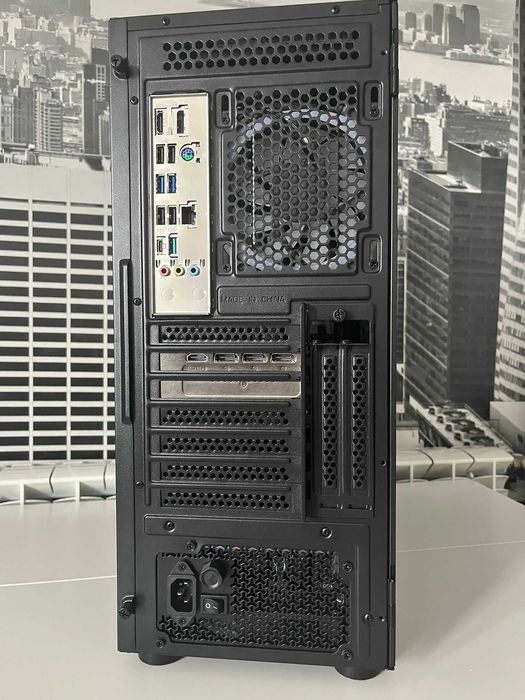 PC Intel i7-14700KF 3.4GHz,32GB DDR5,2TB SSD,RTX 5070 12GB GDDR7