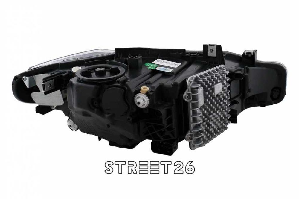 Faruri LED BMW Seria 3 F30 F31 (2011-2019) G20 Design Pentru Halogen