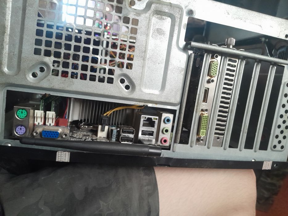 Прожам или обменяю на ноутбук