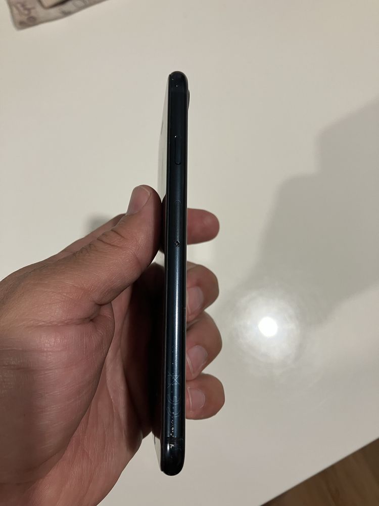 Iphone se 2022 128gb black