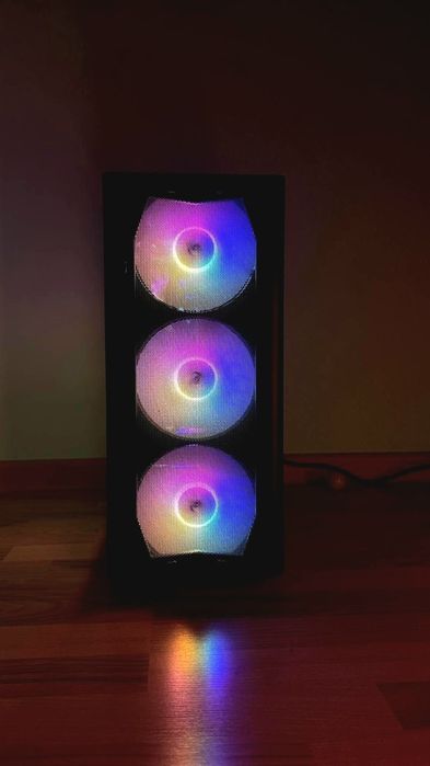 Vand PC Gaming i5 12400F | RTX 3060ti 8gb | 32gb DDR4 | 1TB SSD | NOU