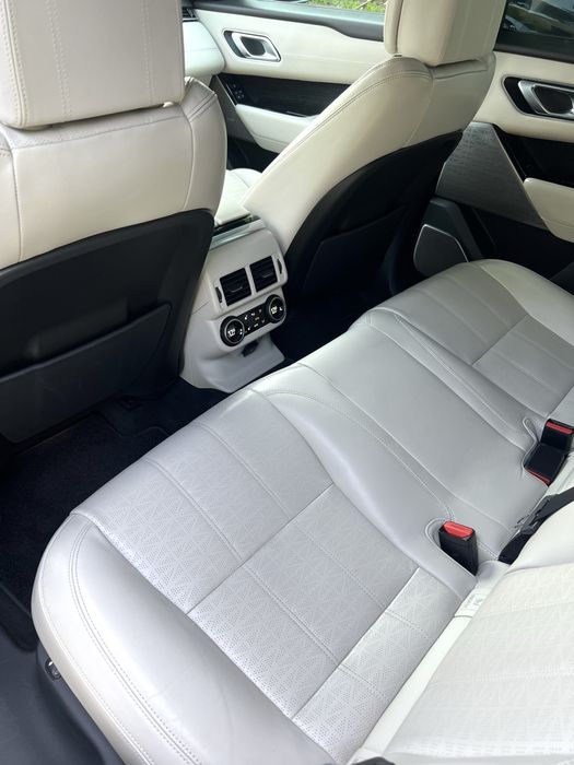 Range Rover Velar / R-Dynamic / HSE / AWD