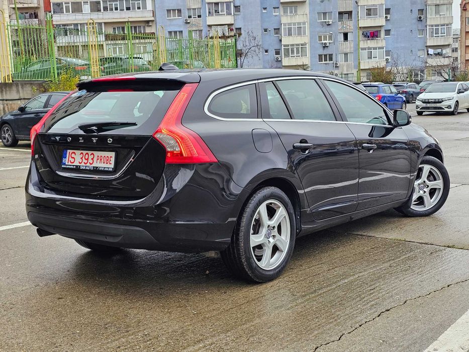 Volvo V60 2012 2.0 D4 163 CP euro 5 / RATE fara avans