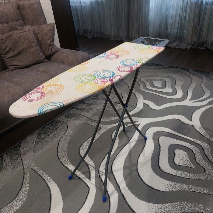 Гладильная  доска б/у.