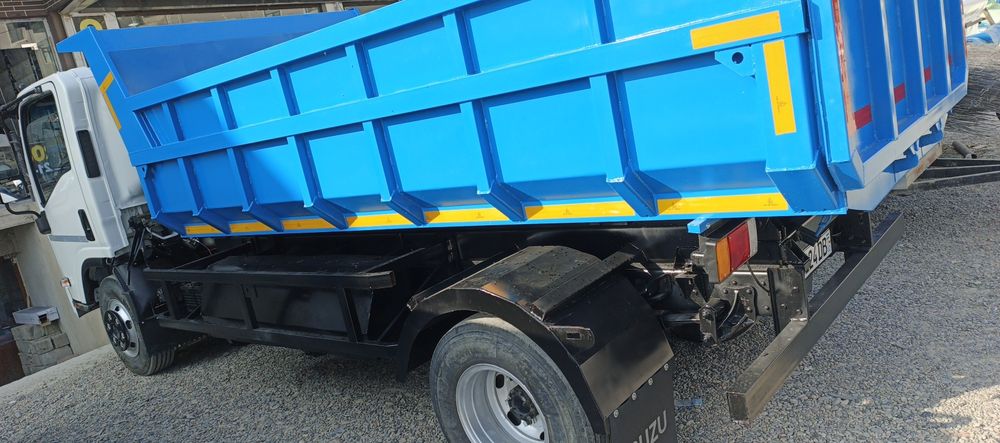 Исузи.  2011 йил