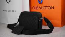 ULTIMA BUCATĂ Borseta Louis Vuitton TRIO [ 3 piese ]
