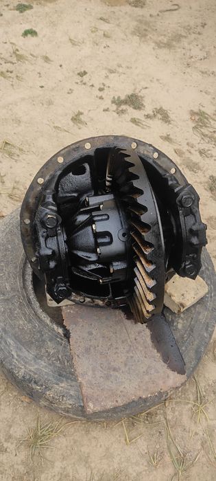 Zil kotta mostniki Reduktor sotiladi xolati ideal 37 zubli