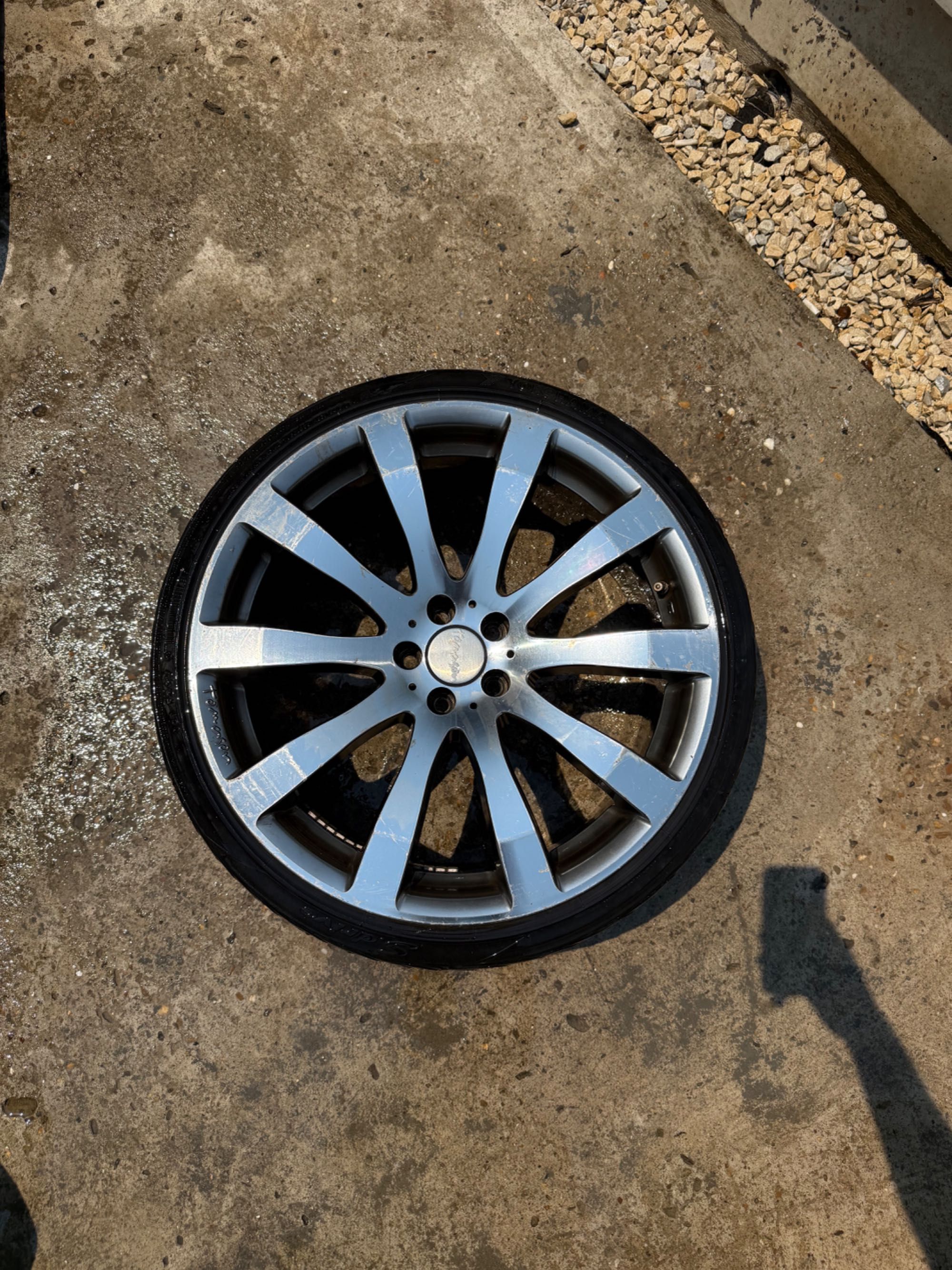 Tomason Джанти 19zoll 215/35