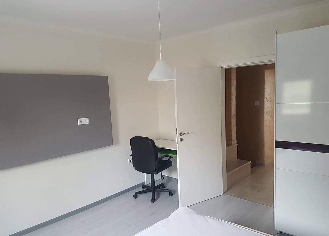 Дава се под наем Тристаен апартамент в Пловдив, Мараша - 100 кв.м за 600 € - Снимка #5