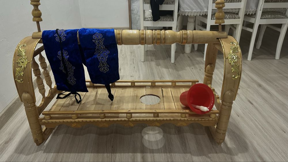 Продам срочно …..