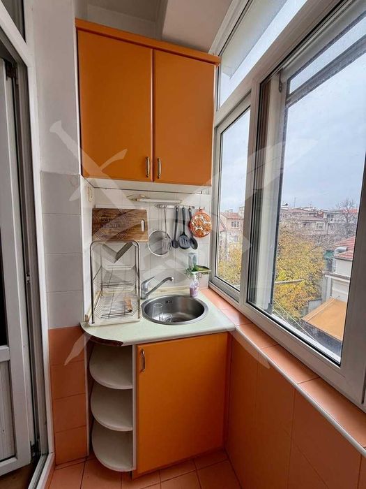 Дава се под наем Тристаен апартамент в София, Център - 77 кв.м за 747.66 € - Снимка #3