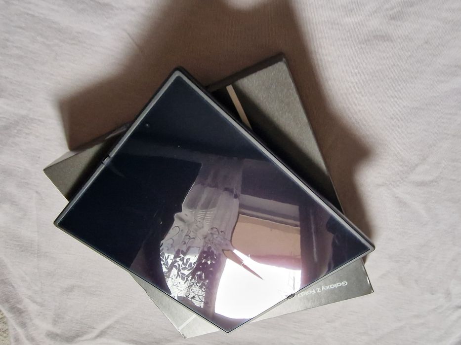 SAMSUNG GALAXY Z FOLD 7 512GB absolut impecabil