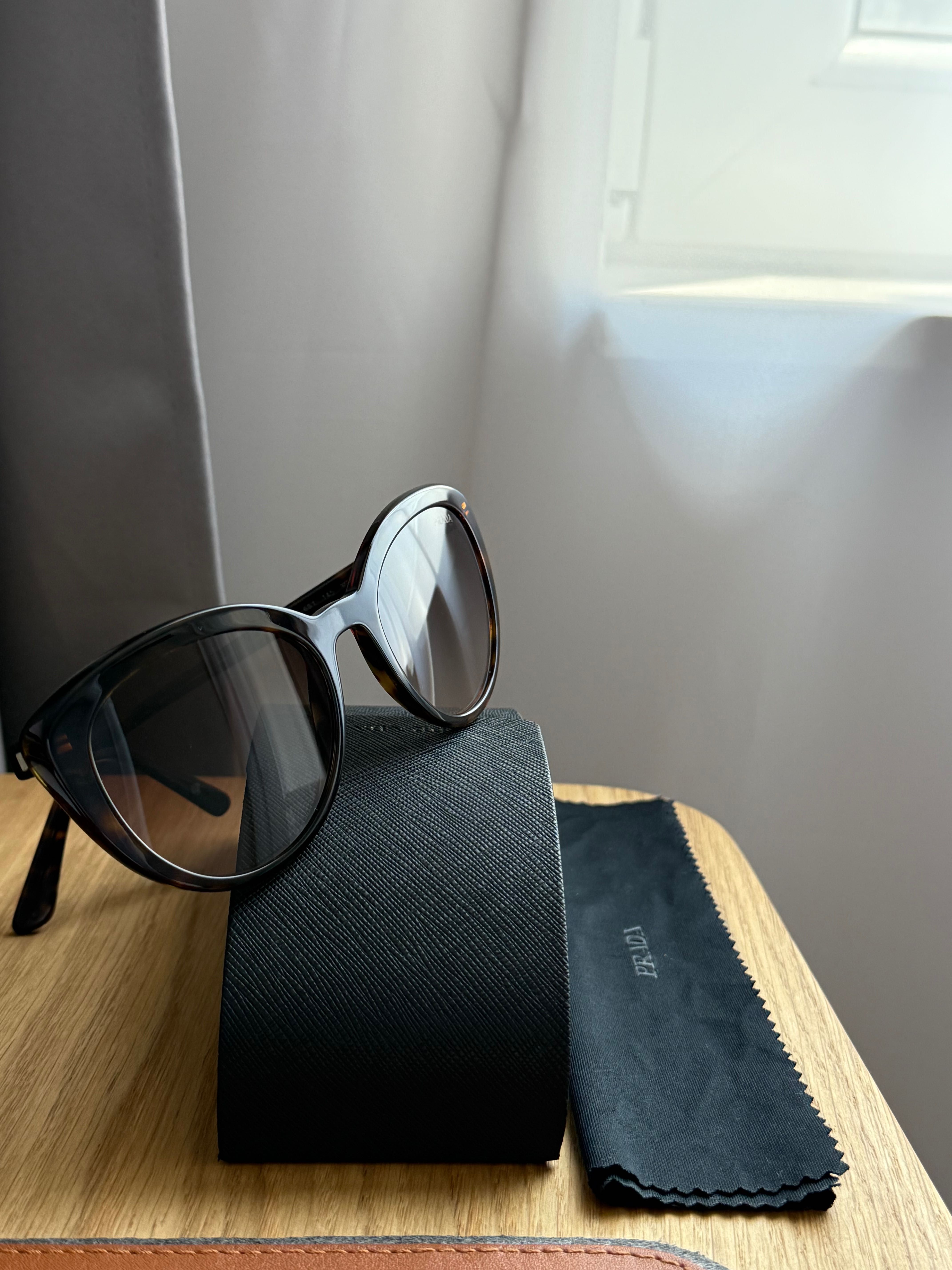 Prada Sunglasses Original | Оригинални Прада Слънчеви Очила