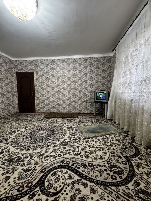 Прадается 1 ком 44 м2 с ремонтом