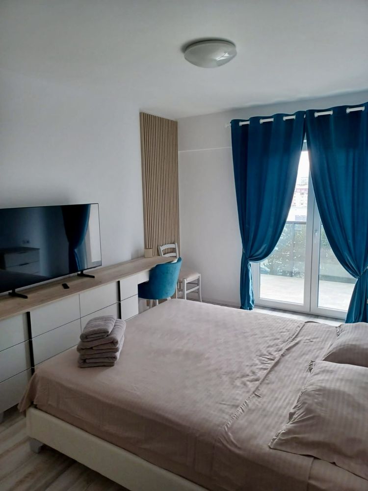 Cazare în regim hotelier apartamente 1-3 cam Centru/Obcini/Zamca/Enesc