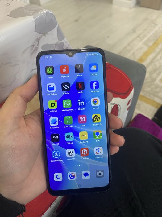 Oppo A77s с коробкой