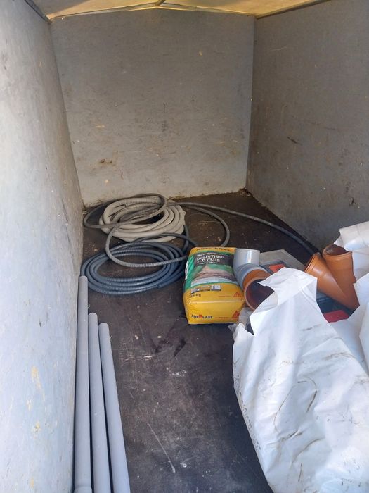 Vând remorcă de 750 kg