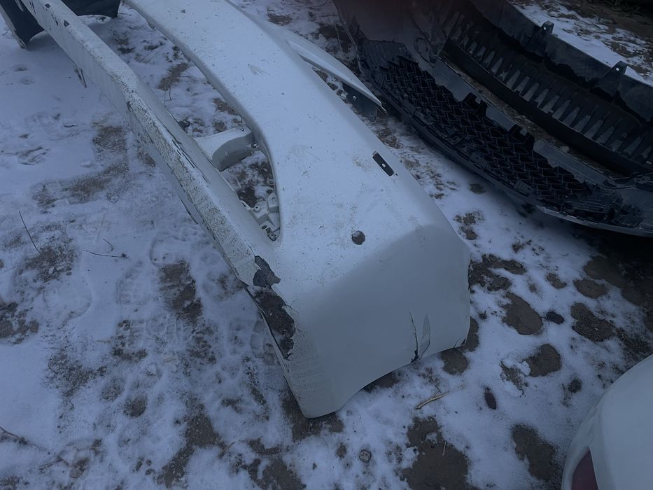 Передний бампер на тайота камри 50