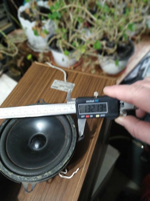 2 difuzoare medii 4ohmi