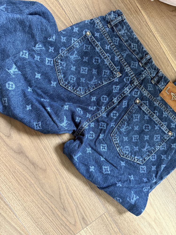 Louis Vuitton дамски дънки