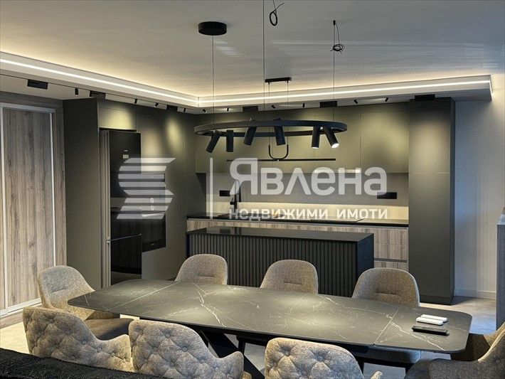 Продава се Тристаен апартамент в София, Манастирски ливади - 183 кв.м за 3599 €/кв.м - Снимка #2