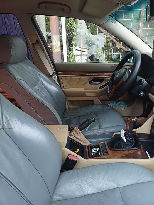 Vând masina bmw e39