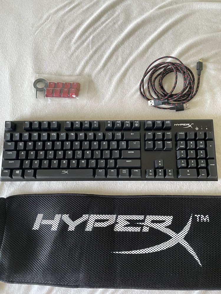 Tastatură mecanică HyperX Alloy FPS Cherry MX Blue