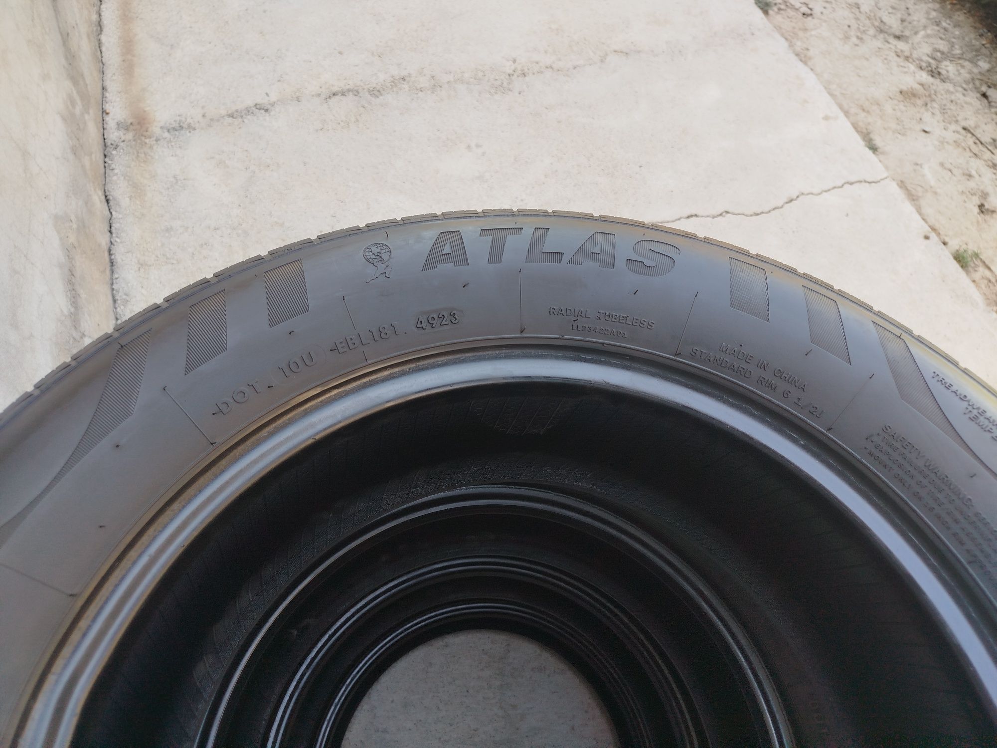 225 60 R16 Shina Atlas